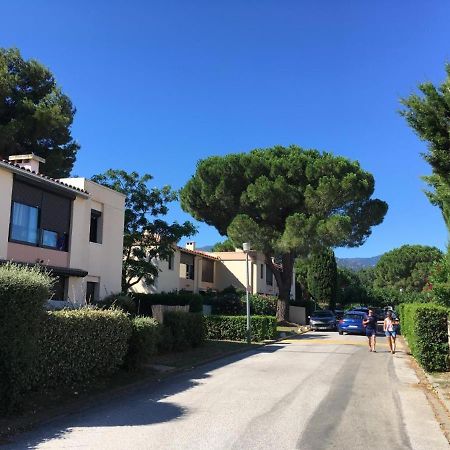 A 8 Mn A Pied Des Plages Appartement Avec Piscine Et Tennis Argeles-sur-Mer Luaran gambar